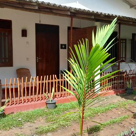 Ranmitha Villa Weligama Kültér fotó